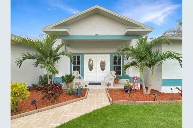 House For Sale in 3930, Southwest 15th Place, Cape Coral, Florida