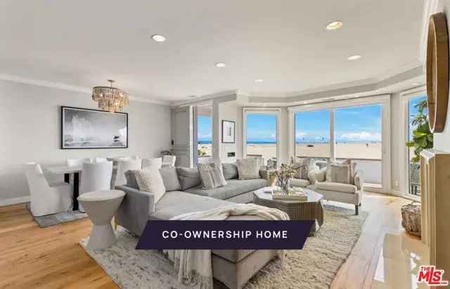 House For Sale in Newport Beach, California