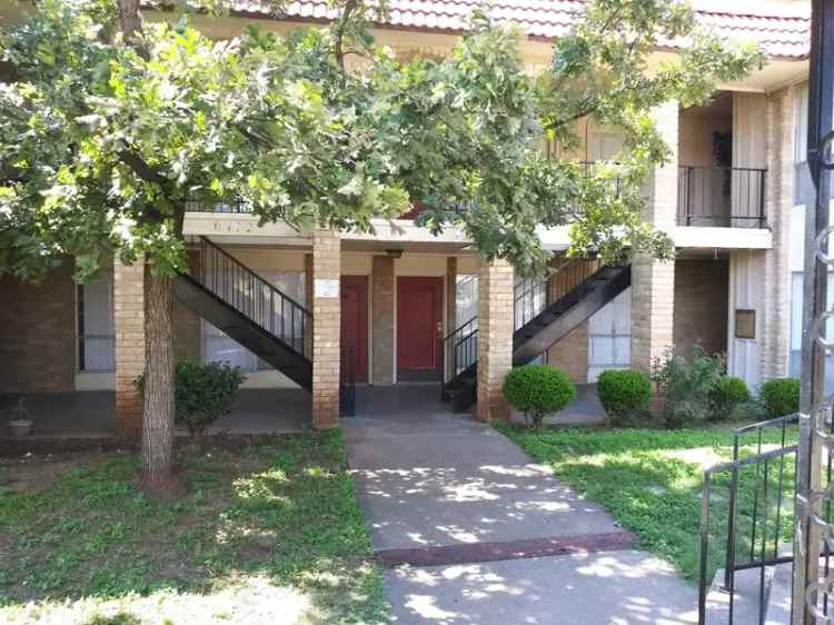 Rent Large One-Bed and Two-Bed Apartments Near Fort Worth and Arlington