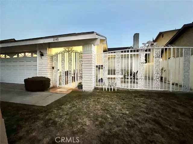 House For Sale in 2140, Dashwood Street, Lakewood, California