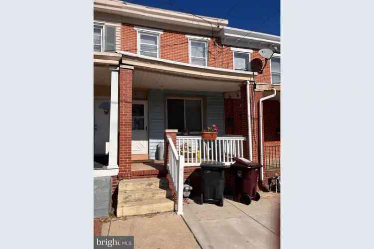 Fixer Upper Townhouse for Sale in Convenient Location with Renovation Potential