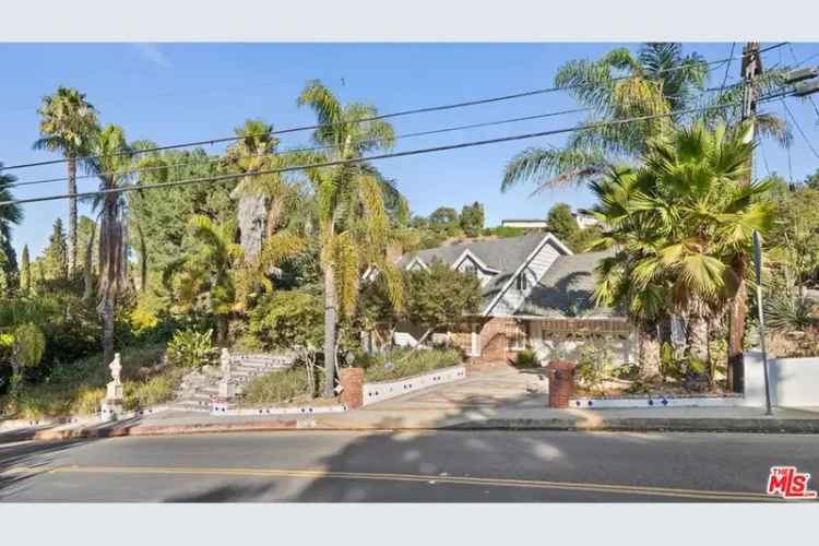 Land Purchase Opportunity in Prestigious Encino with Development Potential