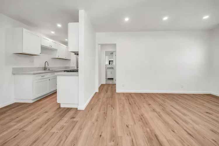 Rent Modern 1 Bedroom Apartment in Weho with Stainless Steel Appliances