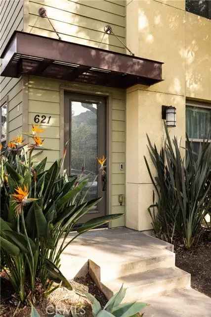 House For Sale in 615-621, North Garfield Street, Santa Ana, California