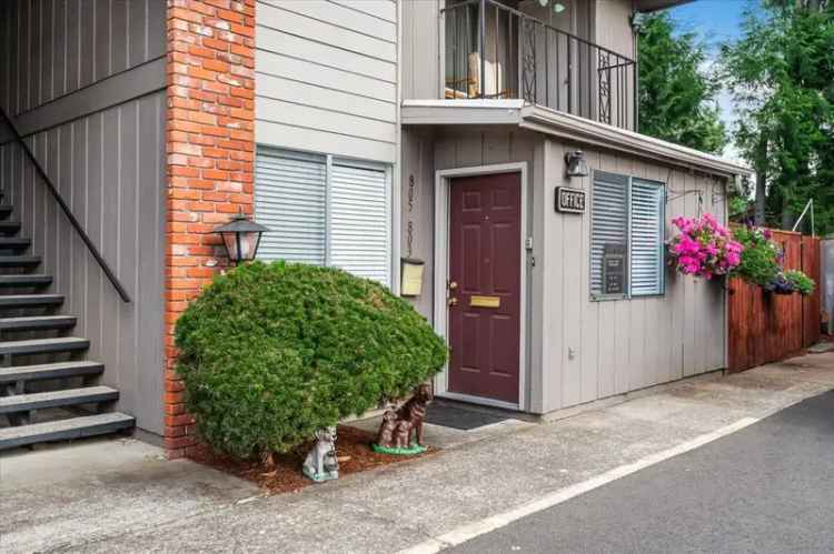 Apartments for Rent in Keizer with Pool and Tennis Court