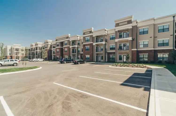 Rent Luxury Apartments at 3343 Memorial in North Murfreesboro