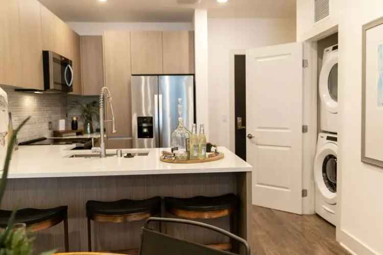 Rent Apartments at Diridon West with Resort-Style Amenities in Concord