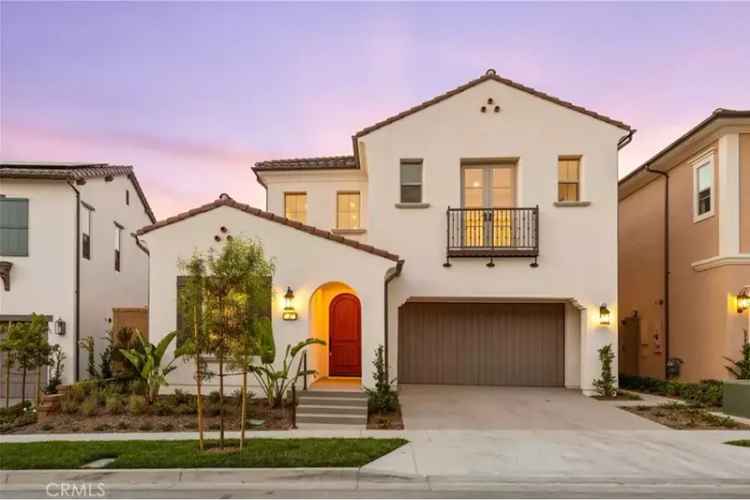 Buy House in California with 4 Bedrooms and Luxurious Features