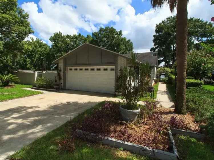 Rent Spacious 3 Bedroom Lakefront Home in Casselberry with Dock