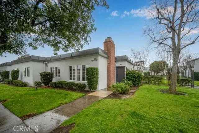 House For Sale in 1964, West Glenoaks Avenue, Anaheim, California