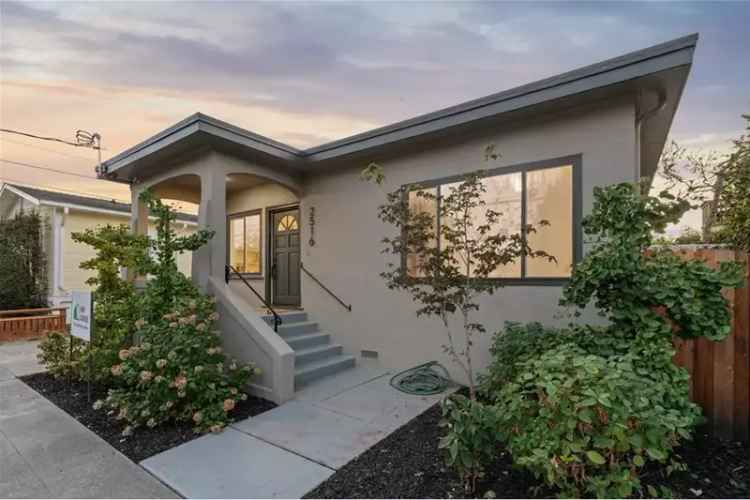 Buy Craftsman Home in Berkeley with Modern Features and Community Charm