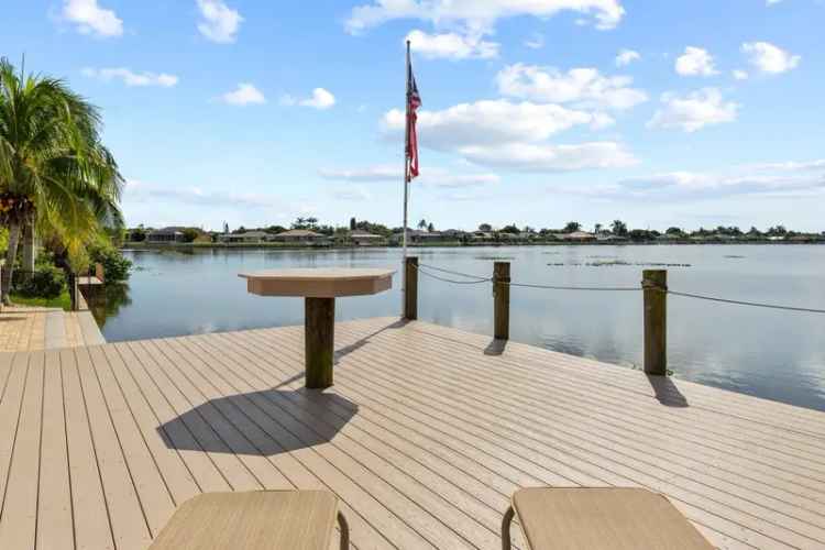 Rent Townhouse in Cape Coral with Pool and Lakefront Views