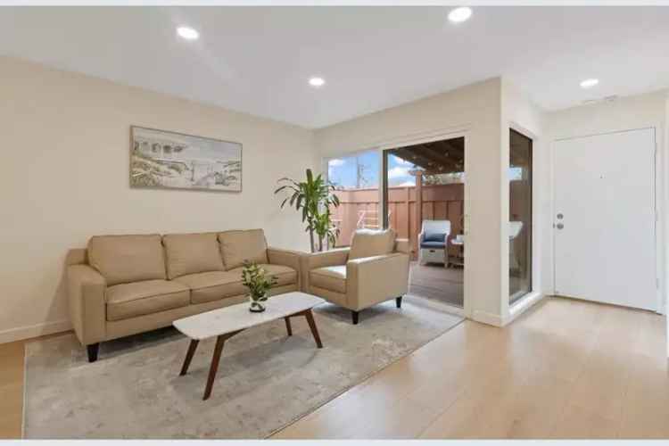 Rent Townhome in Morrison Village with Modern Upgrades and Community Amenities