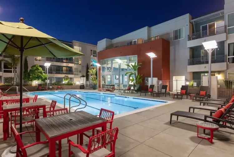 Apartments for Rent in Emeryville with Community Amenities