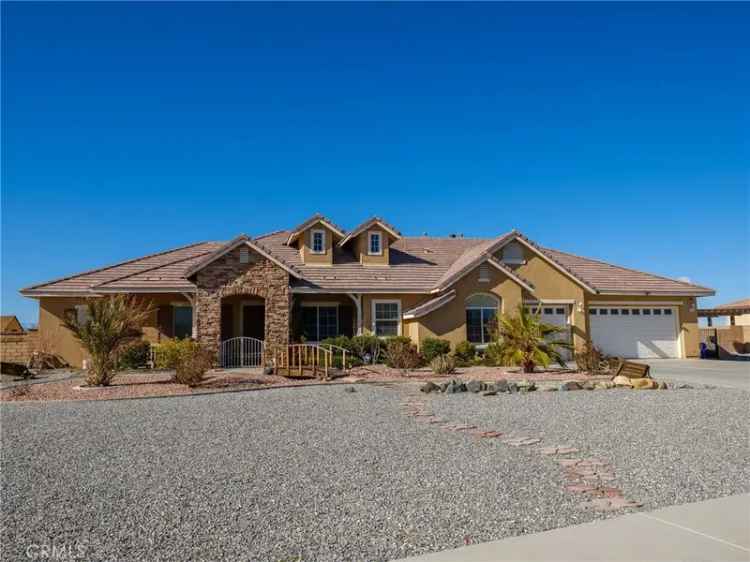 House For Sale in 12302, Braeburn Road, Apple Valley, California