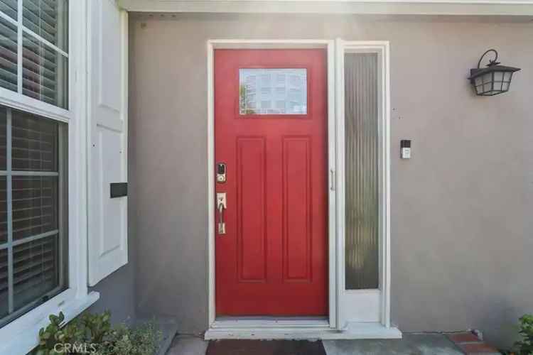 For Sale Charming House in Bixby Knolls with Pool and Spacious Yard