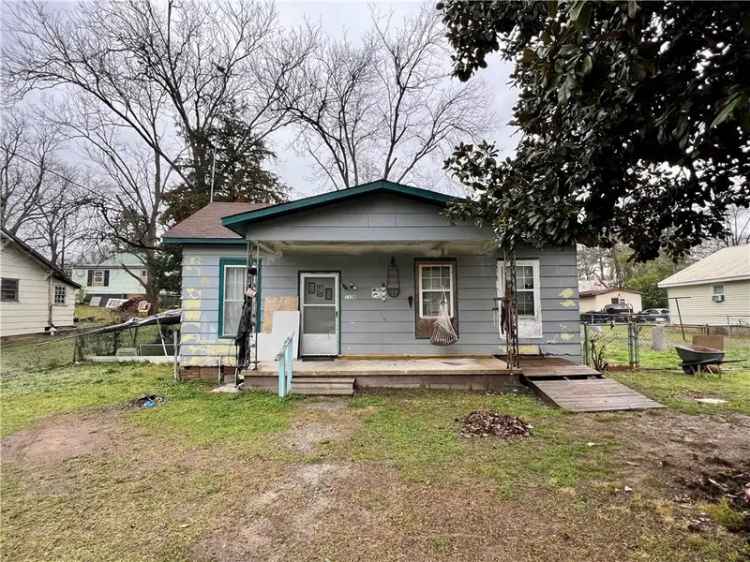 House For Sale in 1108, South 8th Street, Lanett, Alabama