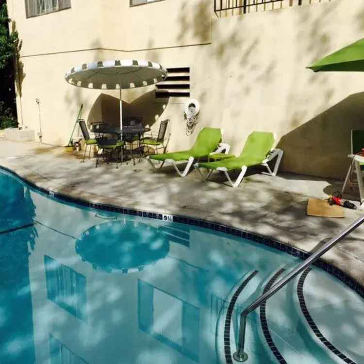 Rent Apartments Near LAX with Pool Spa and Remodeling Features