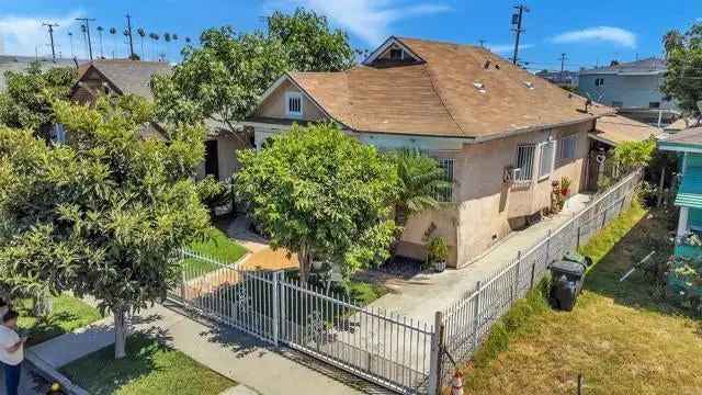 House For Sale in 4418, Mettler Street, Los Angeles, California