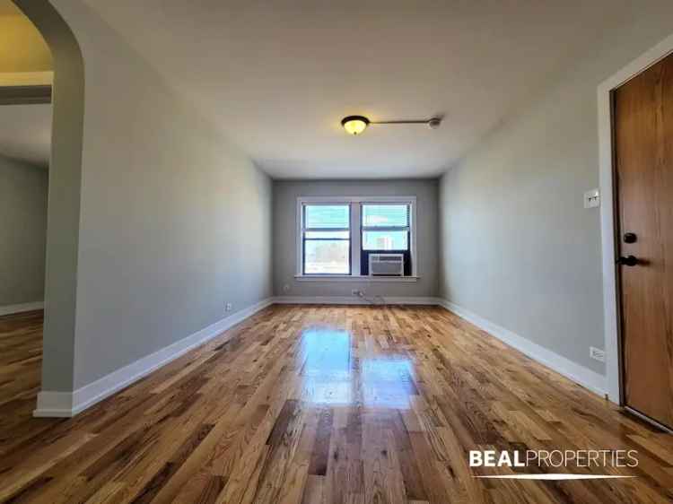 Rent Apartments in Lincoln Park with Modern Amenities and Great Location