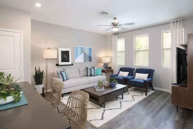 Rent Apartments in Menifee Town Center with Luxurious Amenities