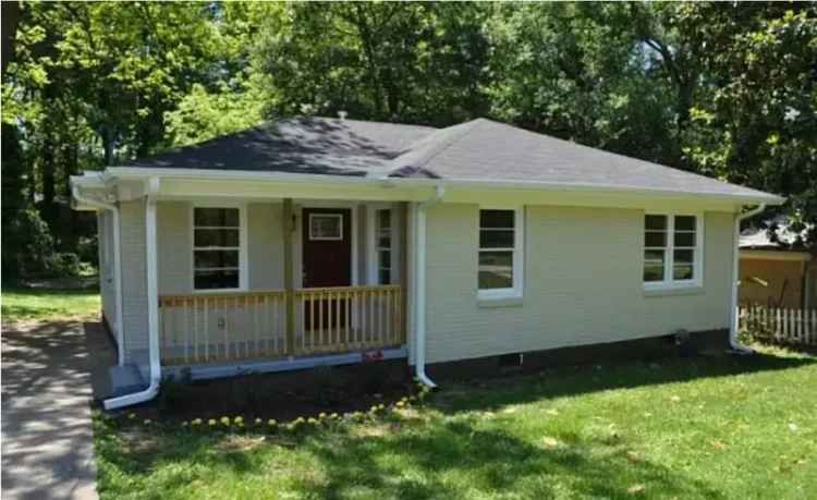 Rent 3 Bedroom Home with Stylish Kitchen in Decatur Area