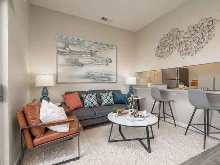 Rent Apartments in Albuquerque Near Cottonwood Mall and Attractions