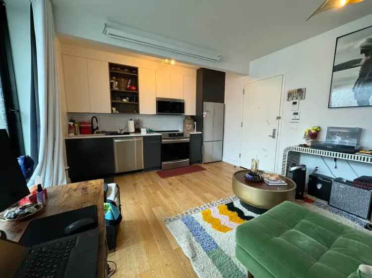 Rent 1 Bedroom Apartment in Bushwick with Private Porch and Rooftop