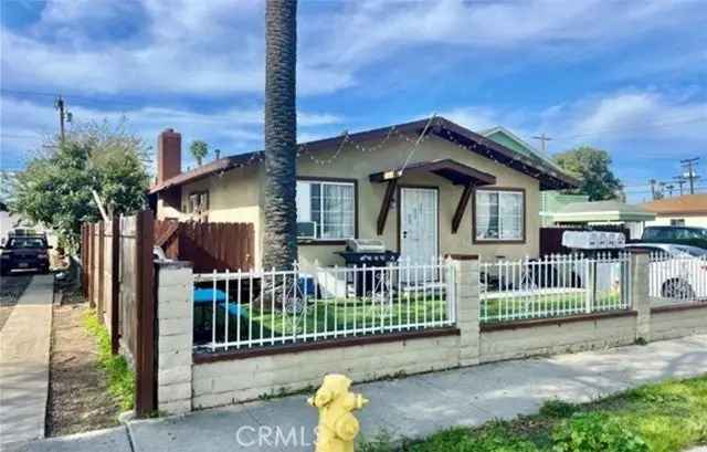 House For Sale in 825, South Claudina Street, Anaheim, California