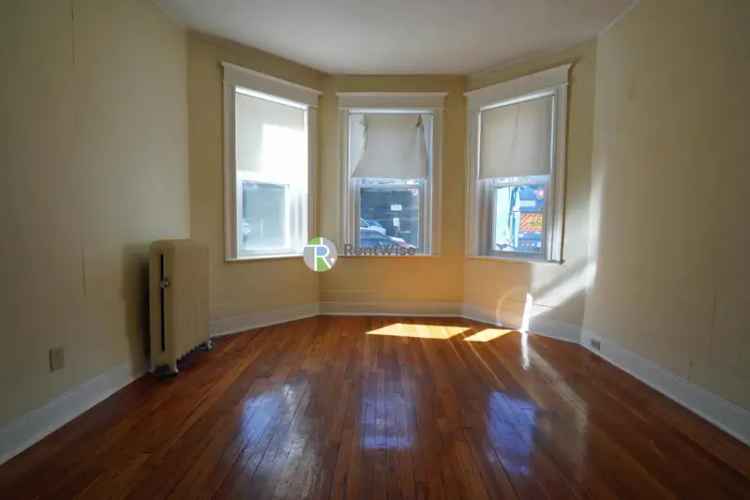 Rent Allston Apartment Near T Stops with No Broker Fee and Great Features