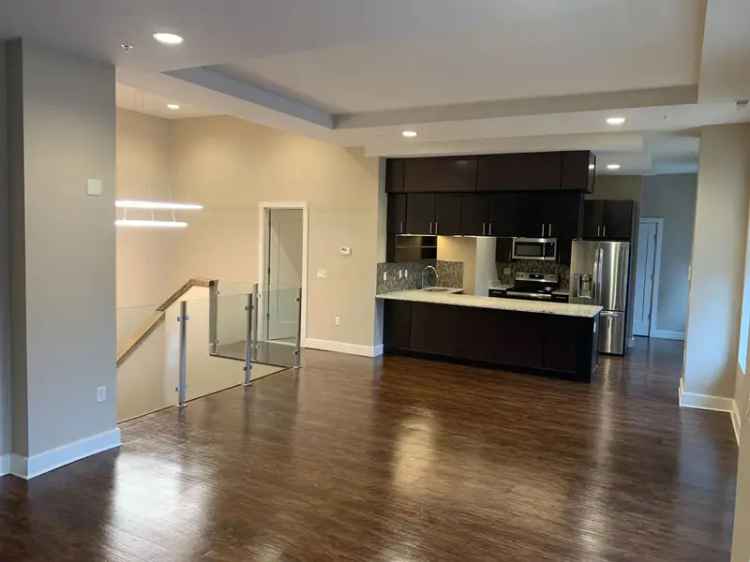 Rent Apartments in Downtown Syracuse with Modern Charm and Luxury