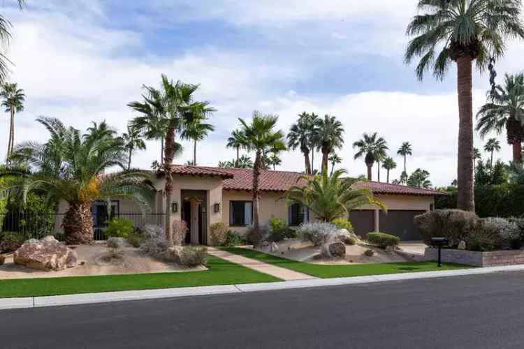 Modern Mediterranean villa for rent in Palm Springs with pool and mountain views