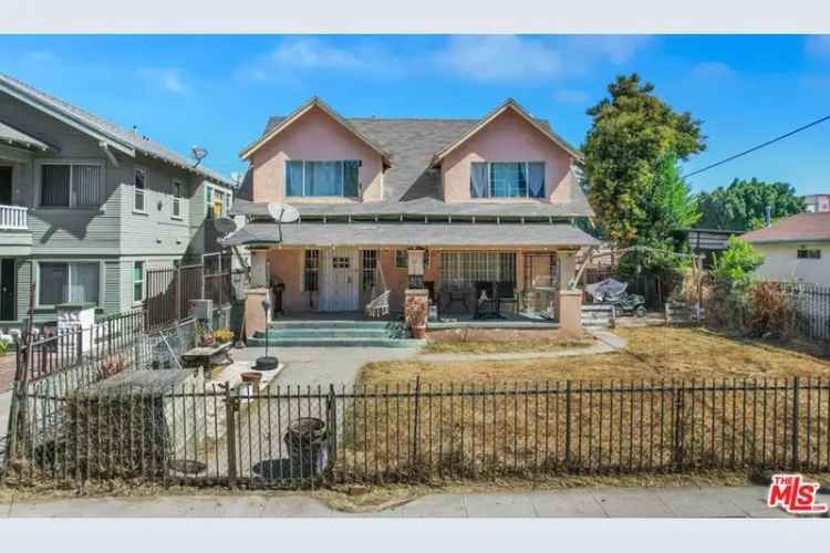 Invest in a Duplex in South Los Angeles with Great Potential