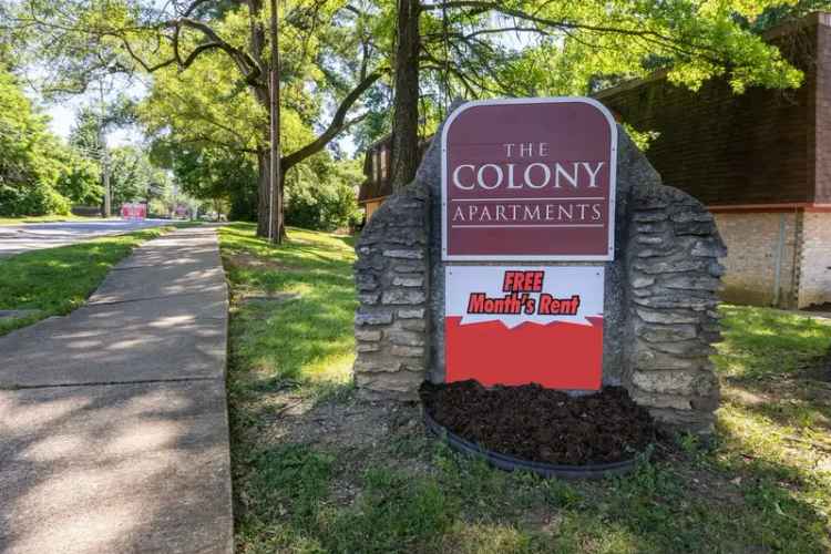 Rent 1 and 2 Bedroom Apartments Near Watterson Expressway with Features