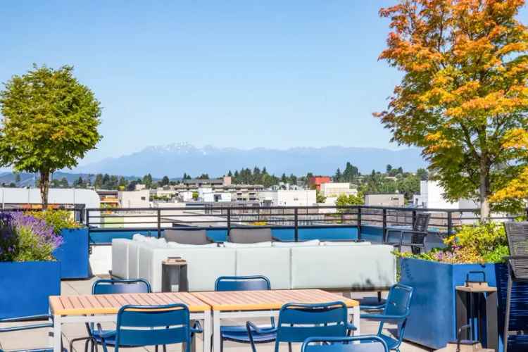 Rent Apartments in Ballard with Scenic Waterway Views and Modern Features