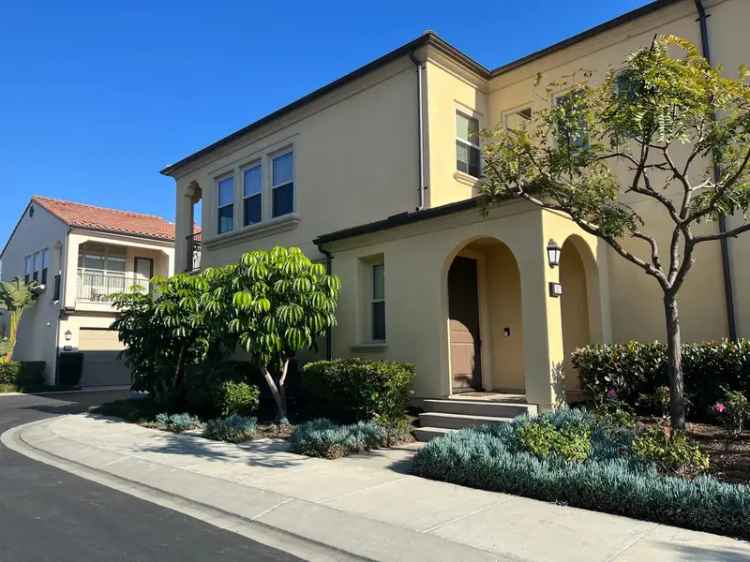 Rent Modern Apartment in Cypress Village with Resort-Style Amenities