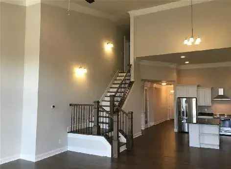 Rent Stylish Apartments in Troy with Urban Charm and Luxury Features