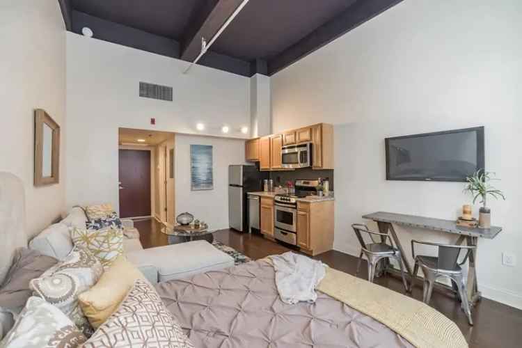 Rent Apartments in Center City with Modern Features and Amenities