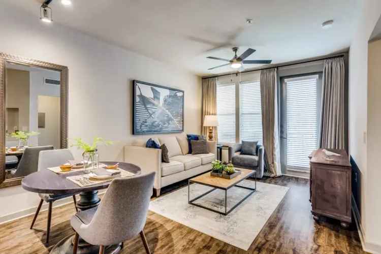 Rent Boutique Apartments in Historic Downtown Plano with Great Amenities