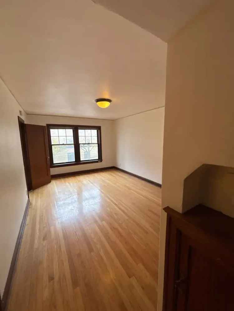 Rent apartments in Seattle with pet-friendly features near St. James Cathedral