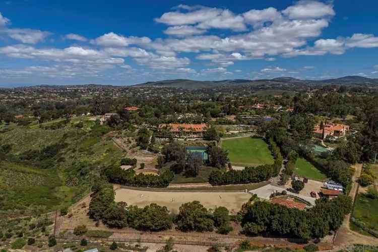 Rent Equestrian Estate in Rancho Santa Fe with Premium Amenities