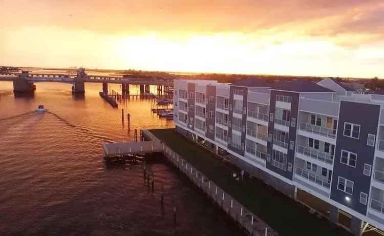 Luxury Waterfront Apartments for Rent in Long Island