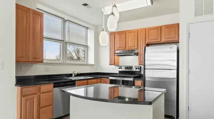 Rent Apartments Near Anacostia Park with Fitness Center and Lounge