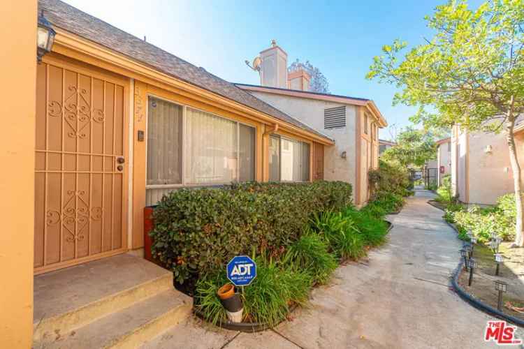 House For Sale in 3371, Pasadena Avenue, Long Beach, California