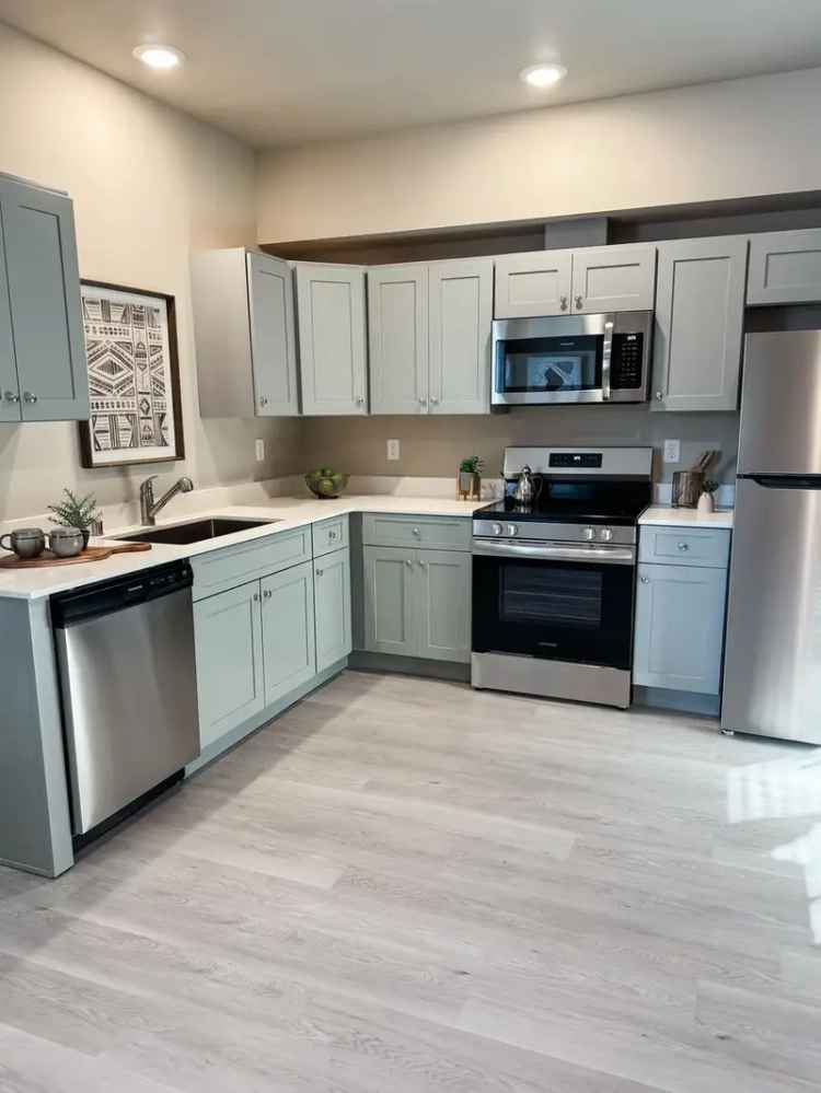 Rent Apartments in Lakewood WA with Modern Features and Amenities