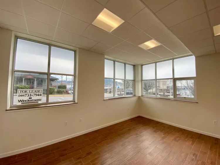 Rent Office Apartments in Bellingham with High-End Finishes and Parking