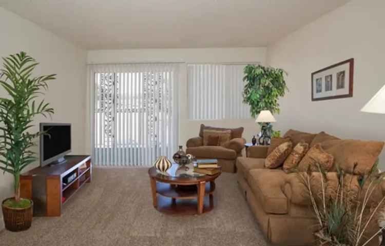 Rent Vista Ridge Apartments with Two and Three Bedrooms in a Great Community