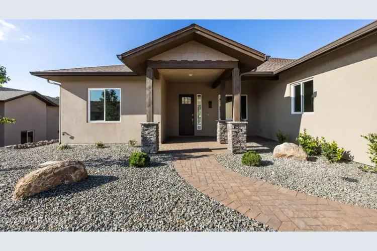 Buy House in Yavapai Hills Custom Built with Great Room and Chef's Kitchen