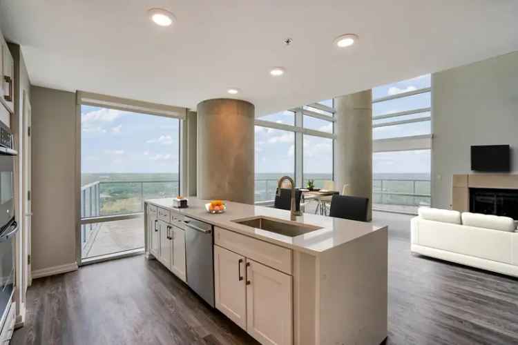 Luxury Apartments for Rent in Austin with Spacious Balconies and Patios