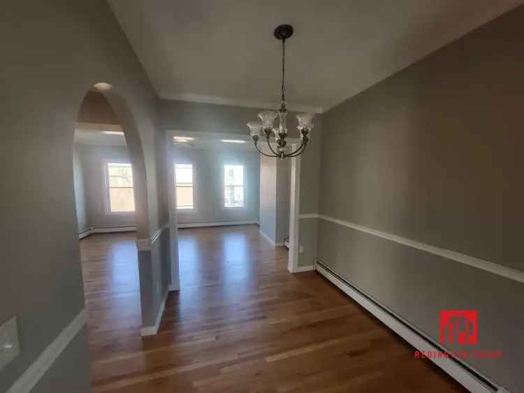 Rent Stylish 1 Bed Apartment in South Boston with Modern Amenities